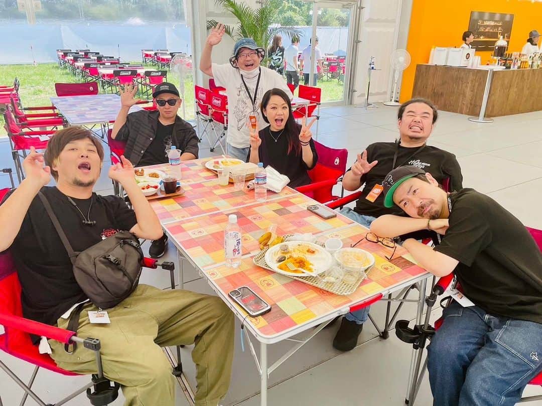 山口隆のインスタグラム：「大好きな人たちと一緒に年月を重ねられて幸せです😍 #RSR2023」