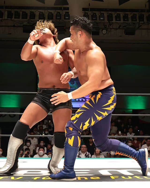 プロレスリング・ノアさんのインスタグラム写真 - (プロレスリング・ノアInstagram)「2023年8月11日 東京・後楽園ホール 【ABEMA presents N-1 VICTORY 2023】  “因縁の存在”中嶋相手に稲葉奮闘!!大「稲葉」コール発生にあわや3カウントも一歩及ばず。 中嶋が星取りを五分に。  ■見逃し配信はwrestleUNIVERSE‼️ 👀https://www.wrestle-universe.com/lives/9YyMp7UyyHdgR8LMg23rSU . .  ■N-1シリーズチケットは絶賛発売中！ 良い席はお早めに！ https://www.noah.co.jp/schedule/ ⚪詳しくはプロフィール画面に記載のURLからご覧ください . ◆『ABEMA presents N-1 VICTORY 2023』特設サイト https://www.noah.co.jp/n12023/ . 【N-1 VICTORY 2023リアルタイム優勝予想サイト】開設！ プレゼントキャンペーン第1弾開催中！8/11まで！ 応募方法は、あなたが予想する今年のN-1優勝者を選ぶだけ！ 「予想上位3選手のシールセット」を抽選5名様にプレゼント🎁 ▼優勝予想特設ページはこちら https://abema-noah2023-n1.com . 👀『N-1 VICTORY 2023』はABEMA無料生中継‼️＆wrestleUNIVERSE生中継‼️ . 🔥NOAHを見るならWRESTLE UNIVERSE‼️🔥 . 🖥️【WRESTLE UNIVERSEはこちら】 👀https://www.wrestle-universe.com/ . . Hello to all Pro-Wrestling fans overseas!! WRESTLE UNIVERSE ,the leading wrestling video subscription site,Please register!! . ⏯️WRESTLE UNIVERSE is here!! 👀https://www.wrestle-universe.com/ . . . #noah_ghc #n12023 #プロレスリングノア #prowrestlingnoah #プロレス #prowrestler #prowrestling #ABEMA #wrestleUNIVERSE #プロレスフォト #instaprowrestling」8月12日 9時15分 - noah_ghc