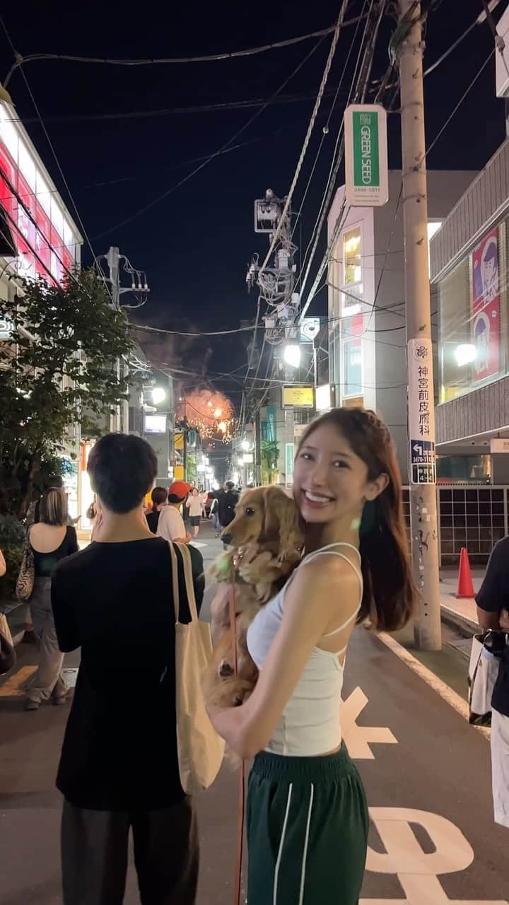 のインスタグラム：「初花火💘 散歩してたらたまたま見えた😳」
