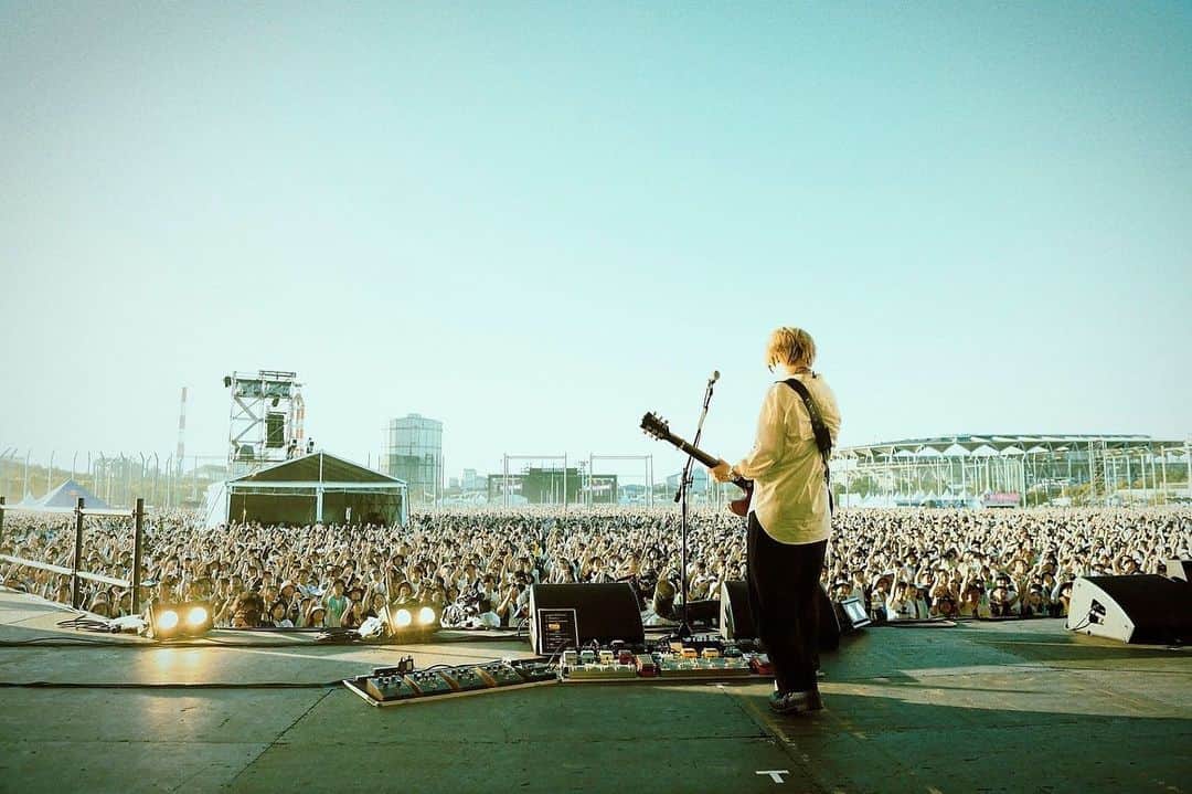 白井眞輝さんのインスタグラム写真 - (白井眞輝Instagram)「Thank you Rock in Japan!!!! やっぱロッキンに出ると「夏フェスシーズンきた！」って感じになりますね。 非常に楽しかったです。  #rockinjapan2023 #alexandros #アレキ #ドロス #白井眞輝」8月12日 19時42分 - masakishirai_alexandros