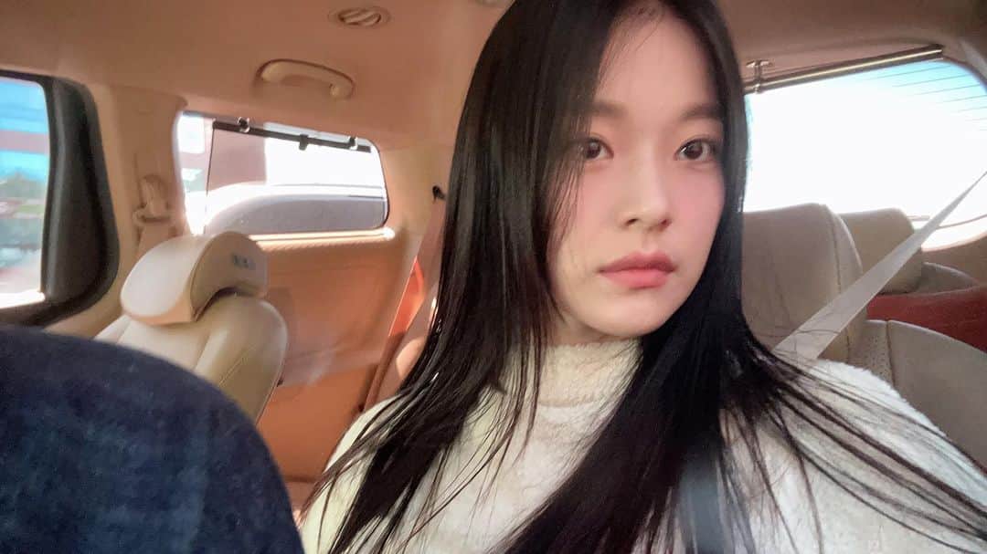 シン・ドヒョンのインスタグラム：「✨」