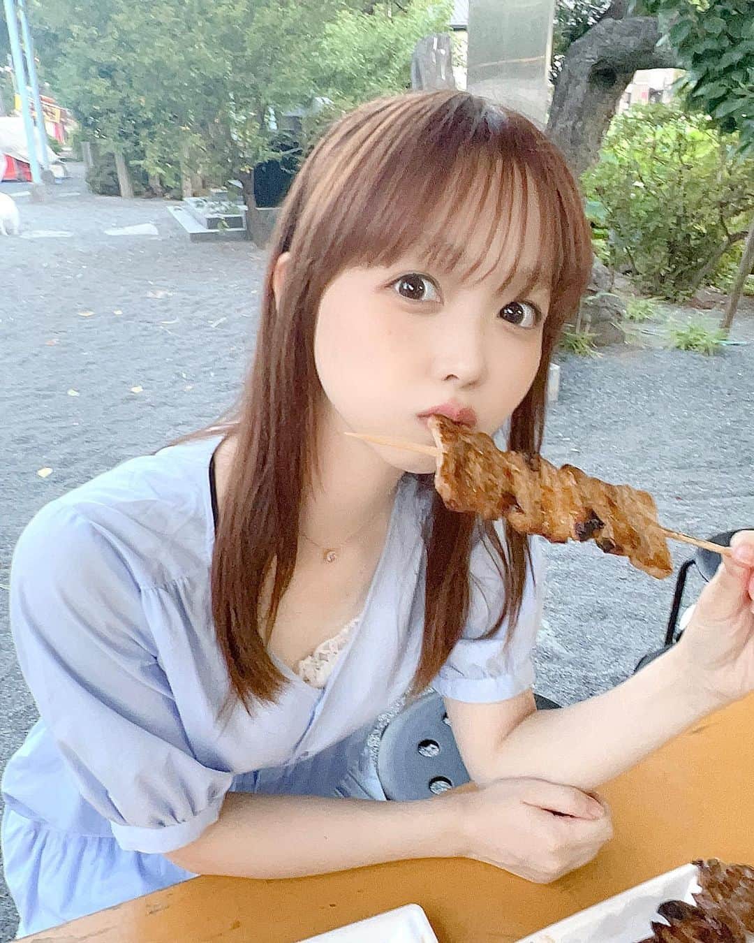 ハルナのインスタグラム：「☁️ ． ⁡ お祭りいったらなに食べるー？ これはカルビ串🐷 ⁡ ． ． #過去pic #私服コーデ #夏コーデ #お祭り #屋台 #フォロー #いいね返し #좋아요 #좋아요환영‪ #photography #likesforlike #instalike #followers #followforfollowback #japan #japanesefood #nippon #ootd #fashion #fashionstyle #fashiongram #instagood #instamood」