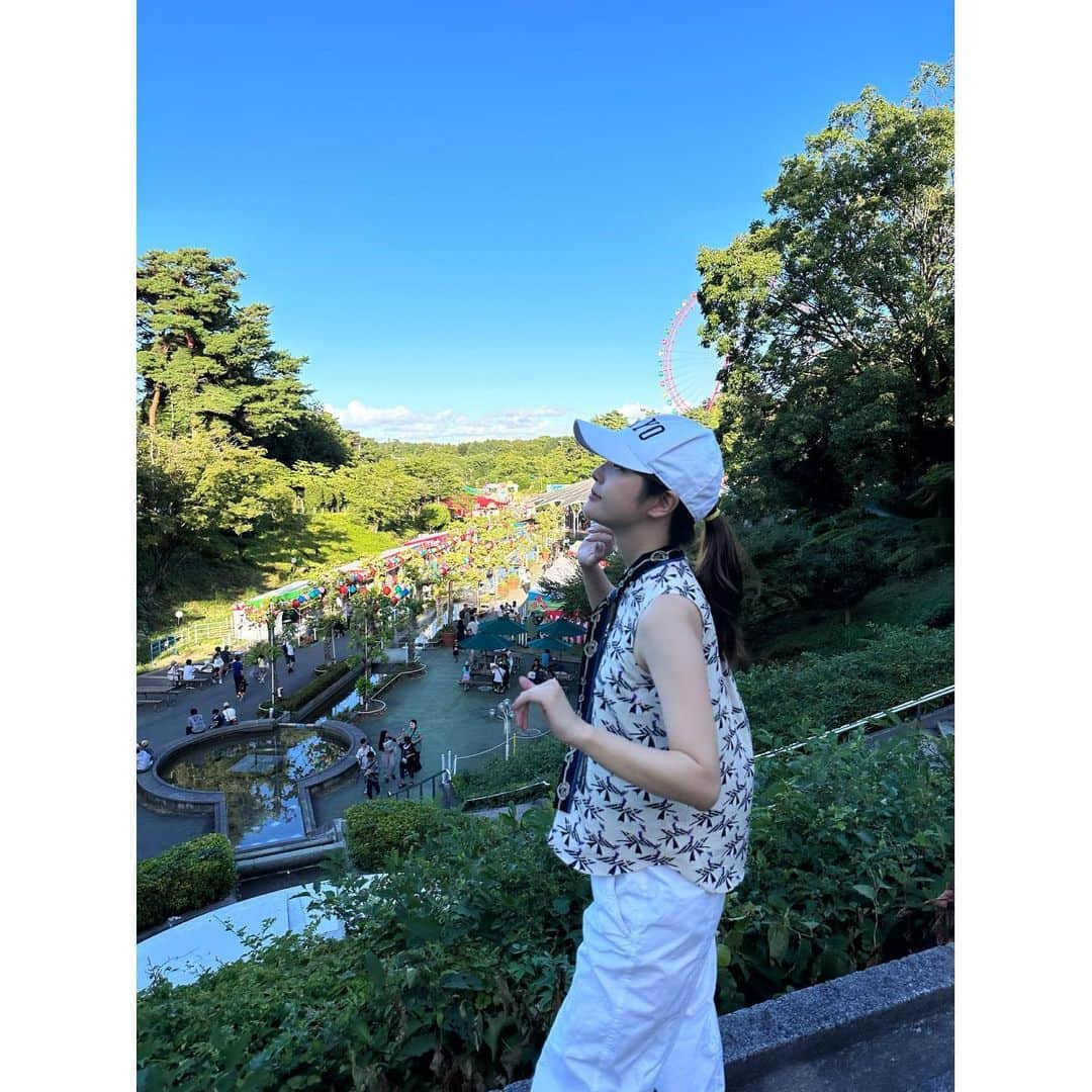 久代萌美さんのインスタグラム写真 - (久代萌美Instagram)「☺︎ 20年ぶり位に行った 西武園ゆうえんちが色々変わってて良すぎた‼︎  レトロエリアの雰囲気がすごく良くて、どこを切り取ってもばえでした📷✨  乗り物は、新しくできたウルトラマンライドが、ものすごい迫力で楽しかった‼︎あれはぜひ一度乗ってみてほしい  あとは水かけ祭が思ったよりもずぶ濡れで、暑かったので最高でした😂  #西武園ゆうえんち」8月12日 20時02分 - kushiro_moemi