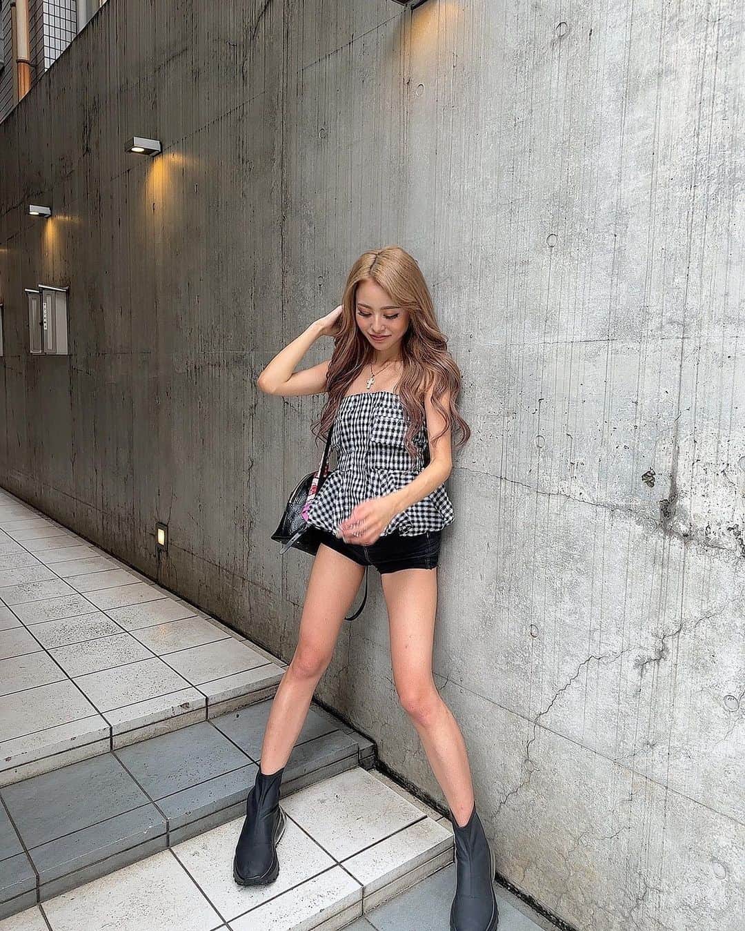 染谷リアナのインスタグラム：「ストーリー載せたらいっぱい質問もらったこのトップス👀💕  @select_coco8 でゲットしたよ〜🫶🏻   #instagood  #instadaily  #like4likes  #l4l  #follome」