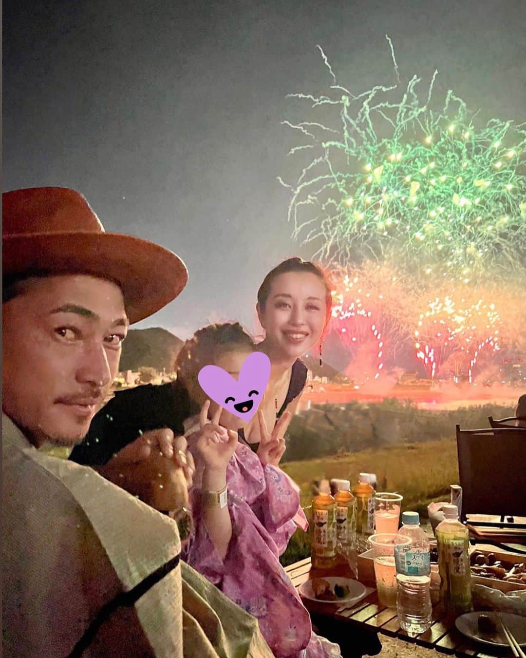 PINKYのインスタグラム：「ぎふ長良川花火大会🎆素晴らしかった👏✨  佐藤家の皆様に感謝です🙏🌟 @happastand   ・・・・・・・ #love #happy #family #窪塚家の夏休み2023 #ぎふ長良川花火大会　#お盆tobewild」