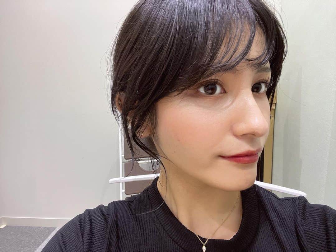 池谷実悠のインスタグラム：「🐈  #テレビ東京 #アナウンサー」