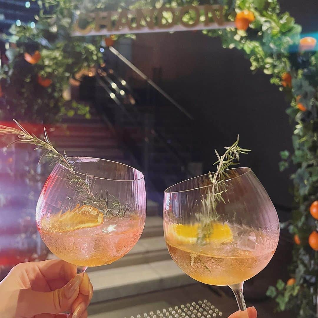 細田海友さんのインスタグラム写真 - (細田海友Instagram)「いつかの　CELAVI TOKYO🥂🍊  @celavitokyo  #celavitokyo#shibuya#tokyo #CHANDONGARDENSPRITZ #japan#chandongardenspritz  #me#photooftheday #instadaily #iphoneonly #instagood #bestoftheday #picoftheday #photography#like4like #l4l #follow#followme#tagsforlike#photo#japanese#likesback#likeme#팔로마#좋다#일본인#데일리#일상#레그램」8月12日 12時13分 - miyuu_bigbaby