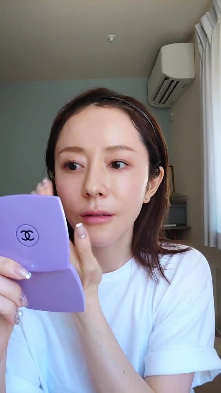 エリーのインスタグラム：「美容院行ってくる！」
