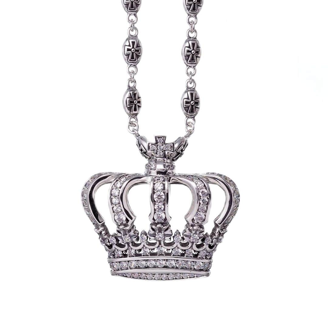 ジャスティンデイビスのインスタグラム：「GATSBY Pendant   #justindavis #ジャスティンデイビス  #crown #spj170a」