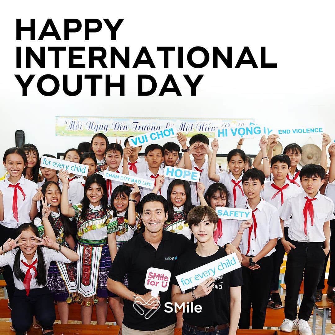 チェ・シウォン（SUPER JUNIOR）のインスタグラム：「Repost from @sm.smile.official   8월 12일 오늘은 UN에서 지정한  국제 청소년의 날입니다.  SM은 미래의 주인공인 청소년의 권리를 보호하고 건강한 성장을 지원하고 있습니다.  ✅ 음악 꿈나무를 위한 지원 프로그램 SMile Music Festival ✅ 문화 체험이 어려운 청소년을 위한 SM 아티스트 콘서트 초청 ✅ 위기 청소년 통합예술치료 프로그램 SMile 힐링아트테크 ✅ 아시아 지역 아동·청소년의 음악교육을 지원하는 SMile for U 캠페인  SM은 앞으로도 청소년의 꿈과 성장을 지원하고 문화를 통해 모두가 함께 웃을 수 있는 미래를 위해 노력하겠습니다.」