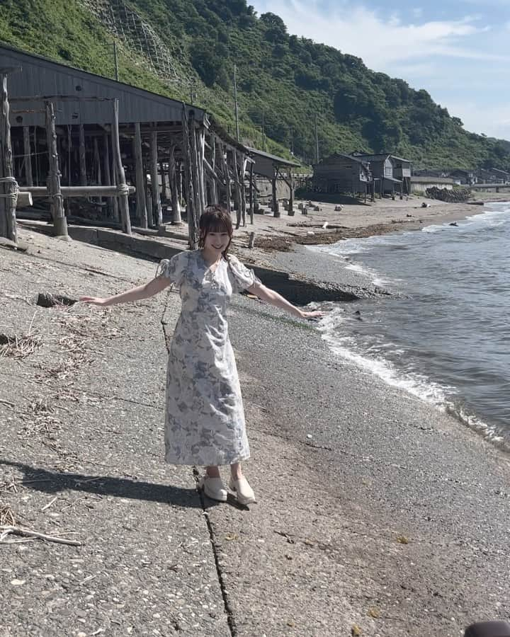 佐藤海里のインスタグラム：「. 『旅と鉄道』9月号に掲載して頂きました！🪄◝✩ 色んな表情と一緒にエッセイも…！ 感想お待ちしてます☺️🎶」