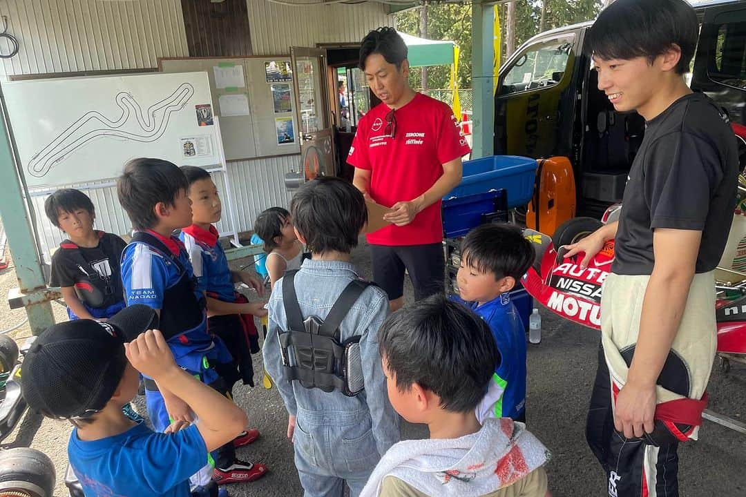 柳田真孝さんのインスタグラム写真 - (柳田真孝Instagram)「. カートランド四国で子供達向けのカートスクールでした。 3年ぶりの開催。 楽しんでくれたかな？？ いい思い出になったかな？？」8月12日 14時44分 - masatakayanagida