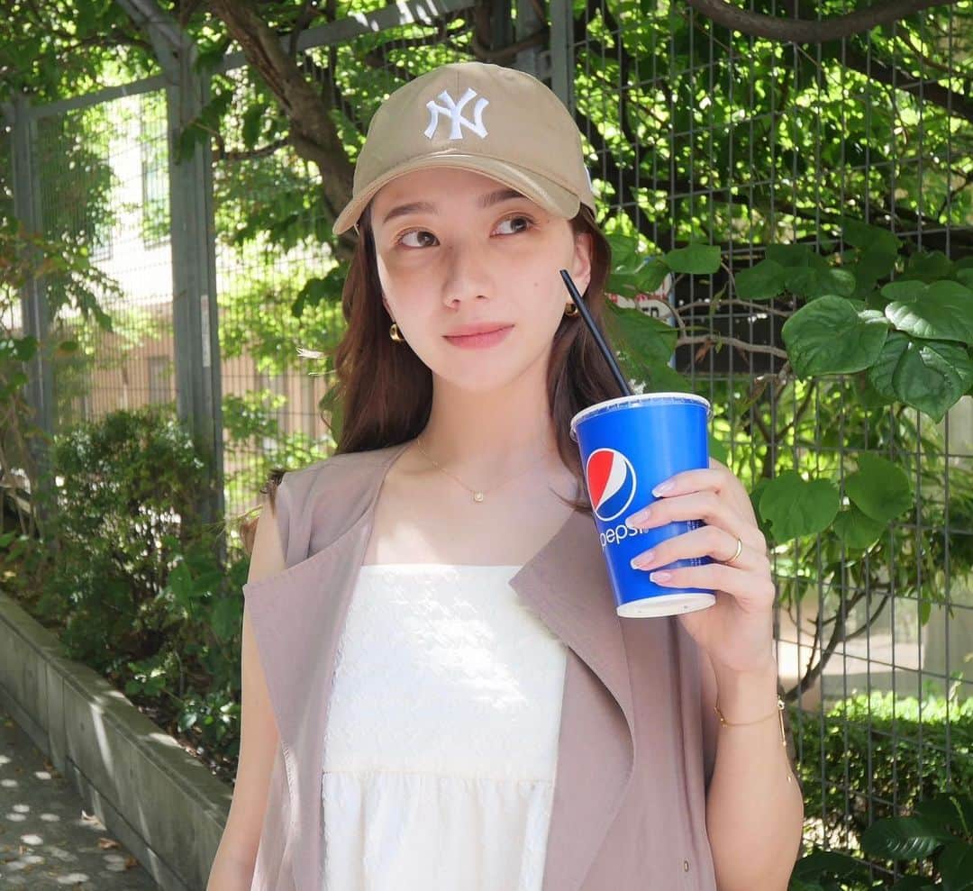 本郷多香子のインスタグラム：「ミッションインポッシブル 見に行った🎬♡  アクション系見てると、体が勝手に動くよね。  マリオカートしてる時に体が傾くのと同じ原理🚘」