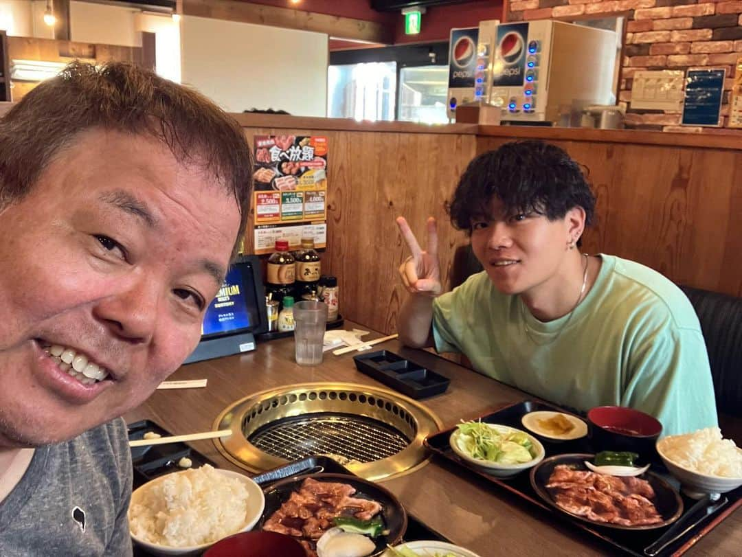 ほんこんさんのインスタグラム写真 - (ほんこんInstagram)「親友と昼ごはん #親友 #昼ごはん #ほんこん」8月12日 16時17分 - hongkong2015_4_9