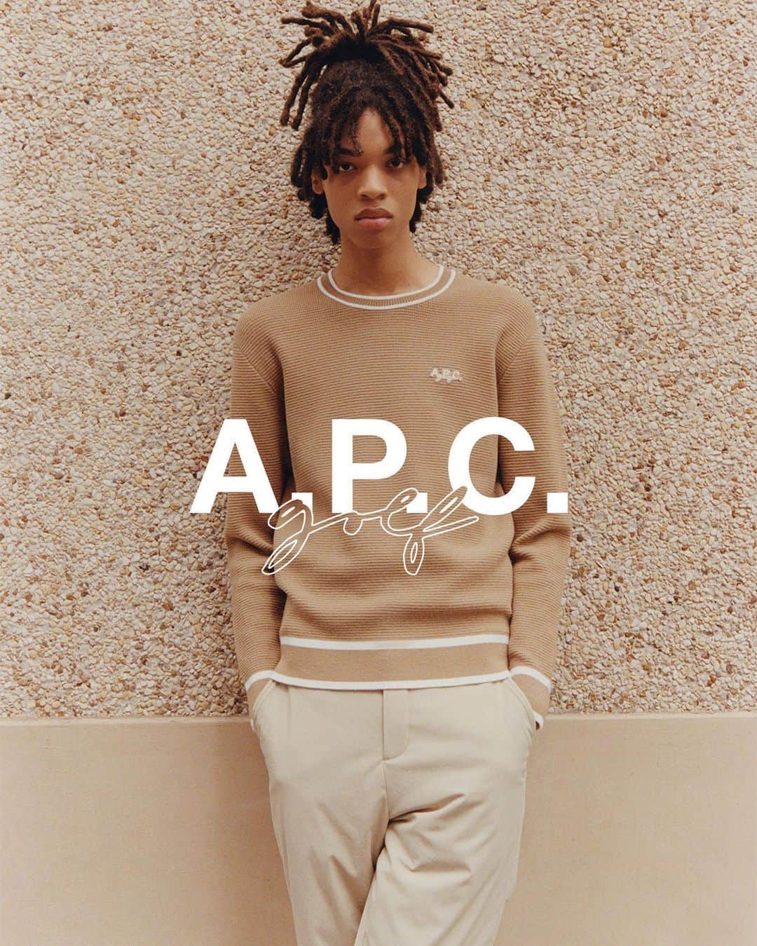 アーペーセーのインスタグラム：「@apcgolf Fall Winter 2023.  Elevate your game with playful A.P.C. silhouettes for the golf course and beyond.   Exclusively available in Japan and South Korea, in stores and online.  A.P.C. GOLF SHINJUKU TAKASHIMAYA 9F 5-24-2 Sendagaya Shibuya-ku, Tokyo 151-8580 Japan  A.P.C. GOLF SHINSEGAE GANGNAM 7F, Shinsegae Gangnam Department store 176, Sinbanpo-ro, Seocho-gu, Seoul South Korea  #APCParis #APCGolf」