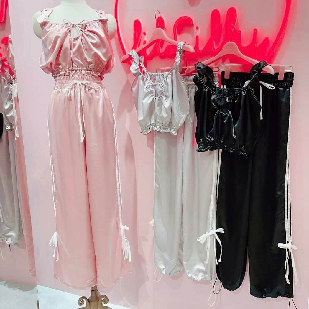 lilLillyのグルメインスタ