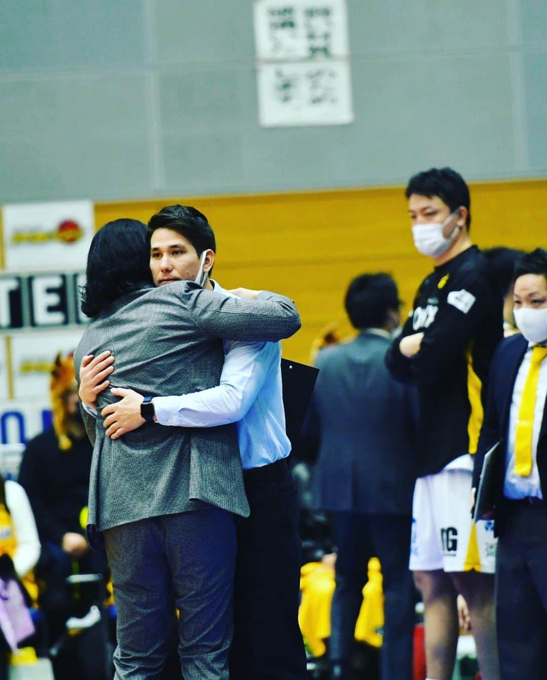 藤田弘輝さんのインスタグラム写真 - (藤田弘輝Instagram)「しげさん！ @shige____yuki  2シーズンずっと一緒に隣で信じて戦ってくれてありがとう。 ❤️🏀 純粋で真っ直ぐなしげさんは次のステージでも成功すると信じてます。  To the next step my man!」8月12日 18時28分 - theofujita