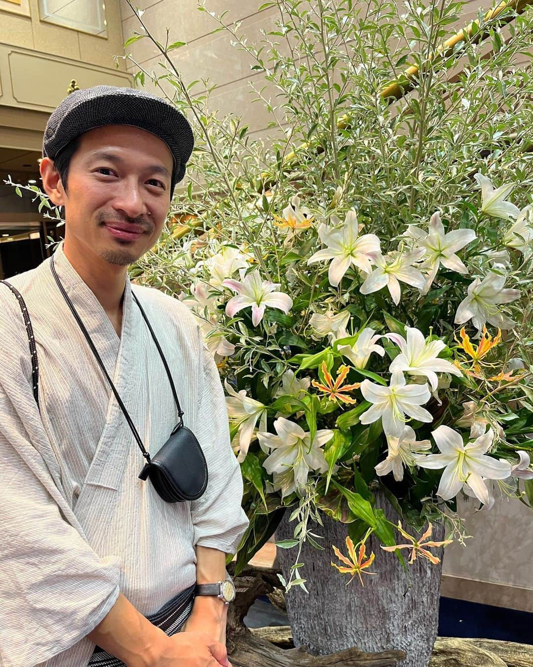 安井達郎のインスタグラム：「明治記念館のビアガーデン最高でございました。これはいい場所を知りました。来年も必ずや。 ありがとう🍺 @ishii_teto_ceramics  @abbeyrisakubo  @miyare38」