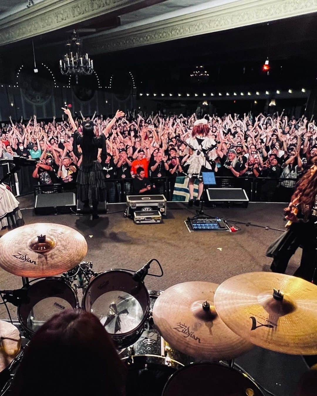 MISAさんのインスタグラム写真 - (MISAInstagram)「Thanks Portland!  The beer was fresh and delicious!  It was really great to hear everyone having fun.  #bandmaid」8月12日 19時02分 - misa_bandmaid