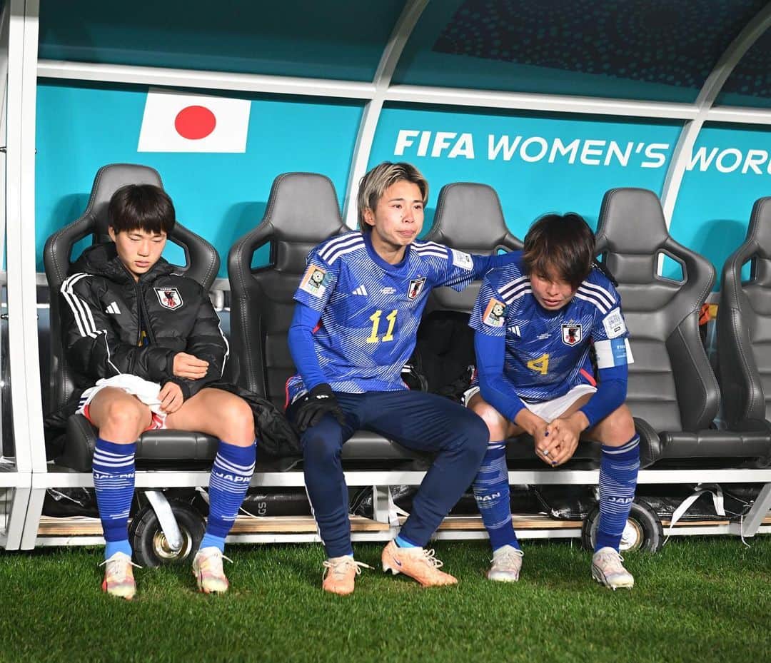 田中美南のインスタグラム：「🇯🇵  最高のチームでした。 だからこそもっと世界に証明したかった。  だけど、このメンバーで悔いなく戦えたことが誇りです みんな心からありがとう。  現地でもホームみたいな雰囲気で愛されてました。 日本からもたくさんの応援ありがとうございました！  ©︎JFA  #fifa #jfa #nadeshiko #japan  #worldcup #fifaworldcup #fifawwc」
