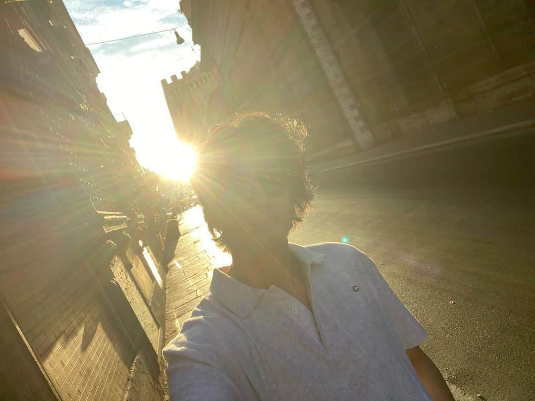 ク・ジャソンさんのインスタグラム写真 - (ク・ジャソンInstagram)「🌞🌞」8月12日 21時03分 - koojas