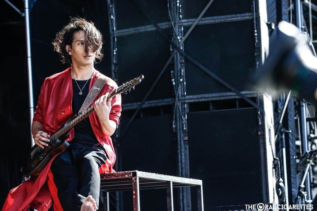 鈴木重伸さんのインスタグラム写真 - (鈴木重伸Instagram)「RISING SUN ROCK FESTIVAL ありがとうございました。 自由にのびのびとやらせていただきました。 それにしても暑かった。北海道の皆さん、次は涼しい季節にお会いしましょ。 photo by @koheisuzukiphoto」8月12日 21時24分 - shige__oral