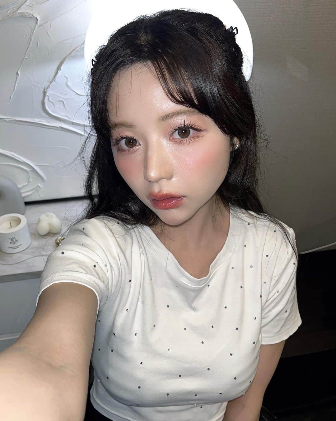 のインスタグラム：「いつもありがとうございます💇🏻‍♀️💜⠀ ⠀ @lewinxiaochi」