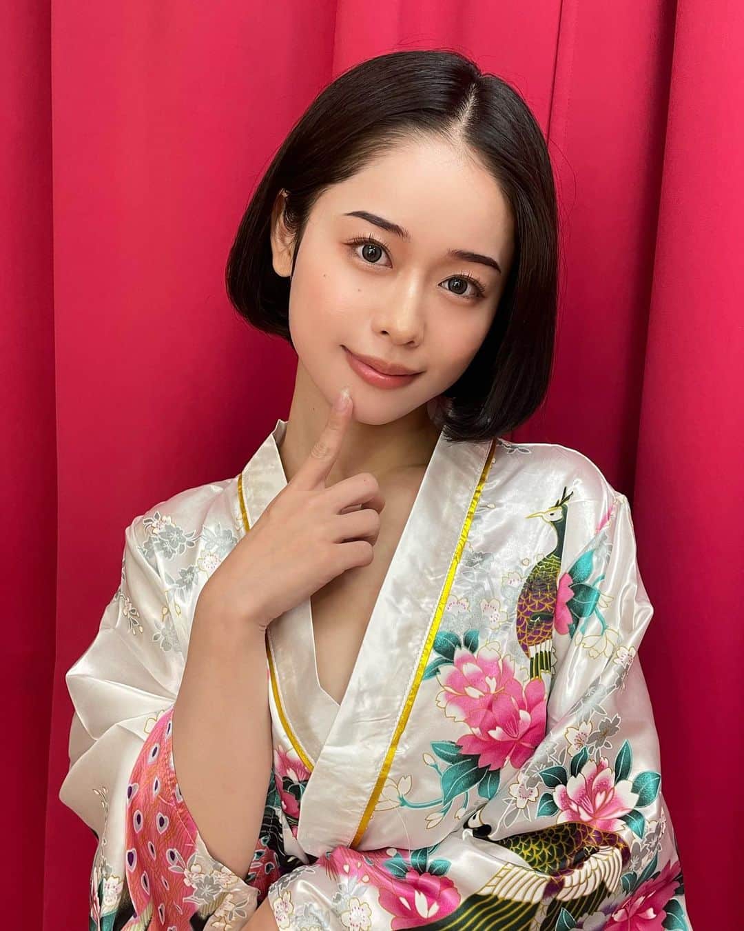のインスタグラム：「アキバでDVDイベントでした〜！台風来なくてよかった、、、久々にみんなに会えてすごく嬉しかったです！ありがとうございました❤️ 一月遅れの織姫コスです。 みなさん毎日暑いから熱中症などに気をつけてね🥲🥲」
