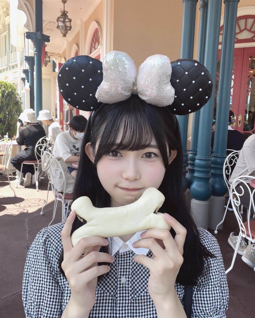 太田有紀のインスタグラム：「🦴🐾🦴🐾」
