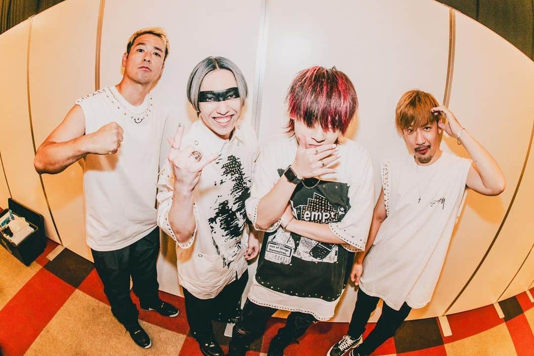 SPYAIRのインスタグラム：「JLT memory photo①  #SPYAIR #ありがとうJLT #JLT2023」