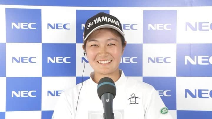 フジテレビゴルフのインスタグラム：「.  NEC軽井沢72ゴルフトーナメント 8月12日（土）大会第2日　🌿🏌️‍♀️🌻  スコア➖1️⃣0️⃣2位タイでホールアウトした #神谷そら 選手の声をお届け🎤😊❤️  🌻最終日🌻 ⚫︎8月13日(日) 9:00〜10:30 CSフジテレビONE  16:00〜17:25 地上波   📍詳しくはこちらをご覧下さい📍  https://www.fujitv.co.jp/sports/golf/karuizawa72/index.html  #NEC軽井沢72ゴルフトーナメント#NEC#軽井沢#ゴルフ#golf#フジテレビ#フジテレビゴルフ#jlpga#jlpgatour」