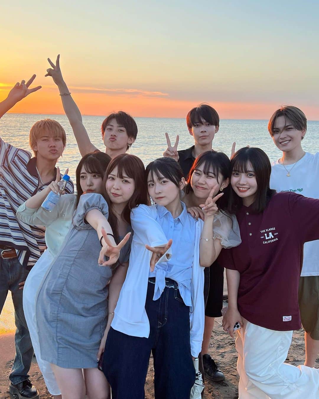 のインスタグラム：「サマーオブチェンジいかがでしたか！？  久しぶりに制服着てめちゃめちゃ青春できました！！こんなにすごい方々とお仕事ができてほんとに嬉しかったです☺️撮影合間とかもいっぱい話して超青春してきました！！裏の動画とかまたあげるので待っててね〜！✌️  一緒に撮影したメンバーの皆さんほんとにありがとうございました☺️裏で支えてくださったスタッフの皆さんほんとに言葉に表せないぐらいお世話になりました🙏✨めっちゃ楽しかったです！！続編まじでやりたいです！！笑ほんとにありがとうございました！！😆   #超十代  #制服  #青春」
