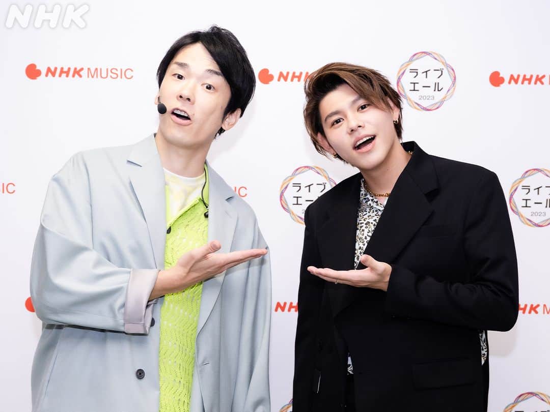 のインスタグラム：「📸 #ライブエール Behind The Scenes  ═══════ 濱家隆一 × LEO ═══════  「ハマいく」から 濱家さん と 「BE:FIRST」から LEO さんのオフショット✨  "#ハマレオ"結成 !?  おふたりが「#ビートDEトーヒ」を踊った動画が NHK MUSIC YouTube チャンネルで公開中です！  ◆「ライブ・エール2023」はプロフィールのリンクから NHKプラス見逃し配信をご覧いただけます。  ・第一部 8/19(土) 午後8:45 まで ・第二部 8/19(土) 午後10:00 まで  #濱家隆一 #ハマいく  #LEO #BEFIRST」