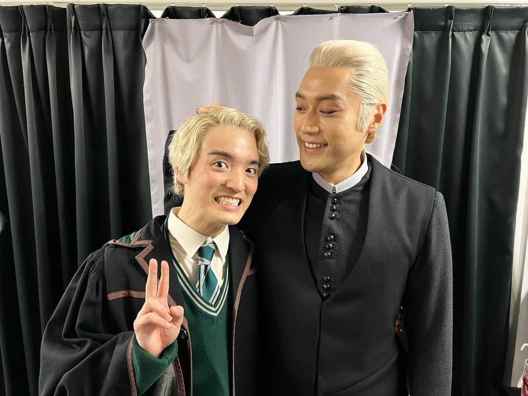 内田朝陽のインスタグラム：「本日もご来場ご観劇ありがとうございました。 初の2公演でした。 #ハリポタ舞台  #ハリーポッター  #dracomalfoy」