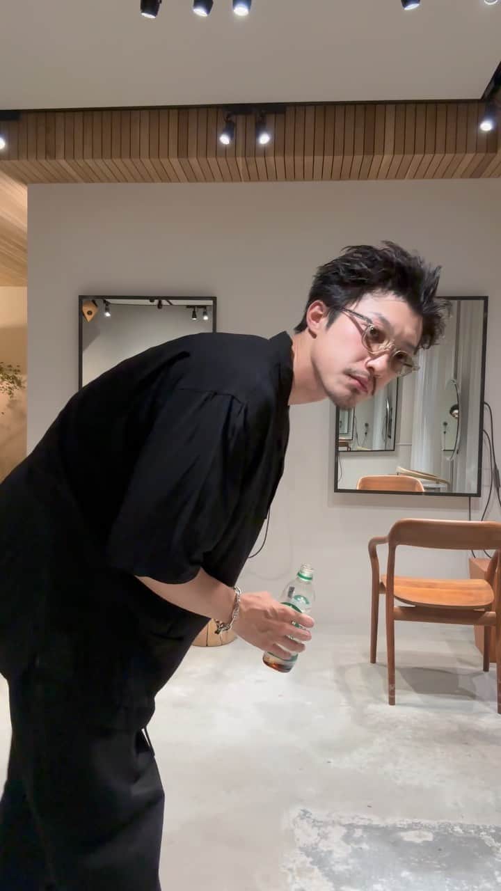 のインスタグラム：「スパイキーでソリッドなベリーショート🗝」