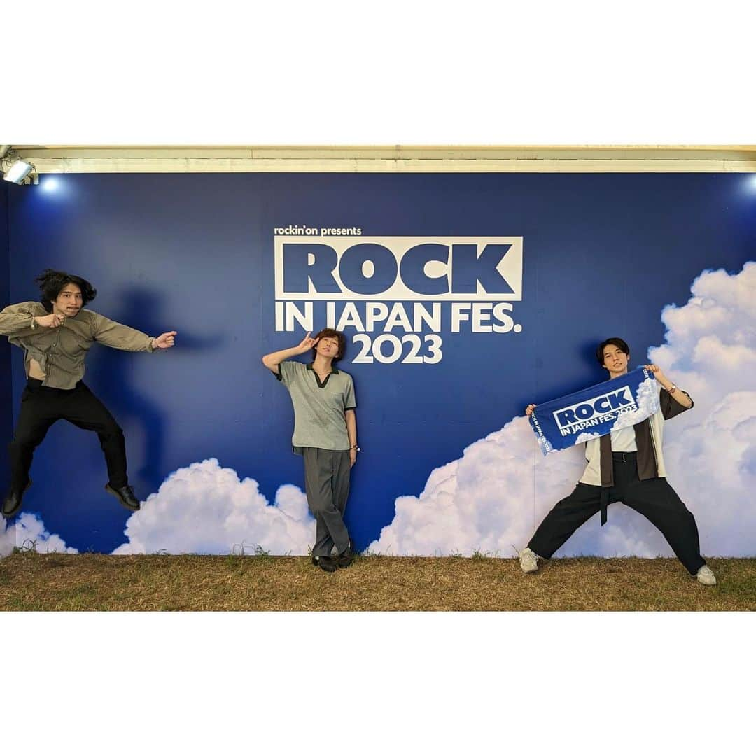 兼丸さんのインスタグラム写真 - (兼丸Instagram)「2023.08.12 「ROCK IN JAPAN FESTIVAL 2023」  何もない、なんてない自分の誕生日に ひとつ意味をつけてもらえたようなそんな1日でした！  ロッキン、来てくれたあなた！ 心からありがとーーー！  またロッキンで会いましょう。  #兼丸爆誕 #ロッキン #RIJF2023  #theshesgone」8月12日 23時57分 - kanemaru.425