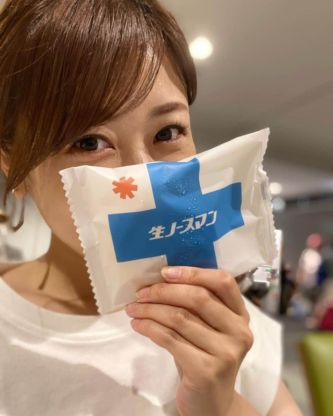 室谷香菜子さんのインスタグラム写真 - (室谷香菜子Instagram)「大好物🤩 姉にお土産で買ったのですが、 どうしても、どうしても我慢できず1つ食べました🤩 缶ビールを飲みながら、生ノースマンにかぶりつく姿…  #夏休み #新千歳空港 #北海道 #千秋庵 #生ノースマン #大好きなお菓子 #冷やして食べる #北海道スイーツ」8月13日 0時05分 - hbc_muroyakanako