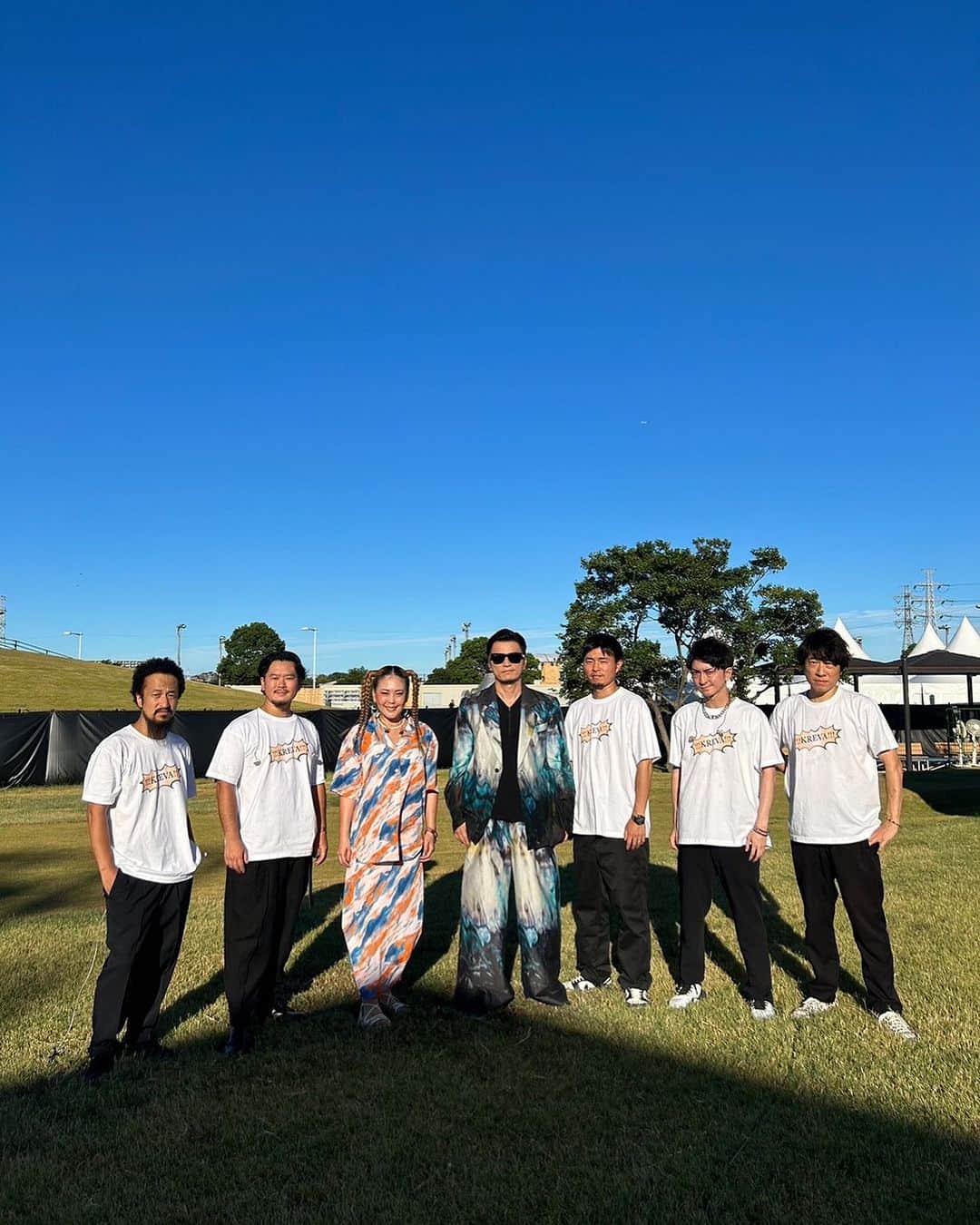 SONOMIのインスタグラム：「2023.8.12 ROCK IN JAPAN FES’23  ライブ10分前🕰️  #KREVA #KREBand #ROCKINJAPANFES2023」