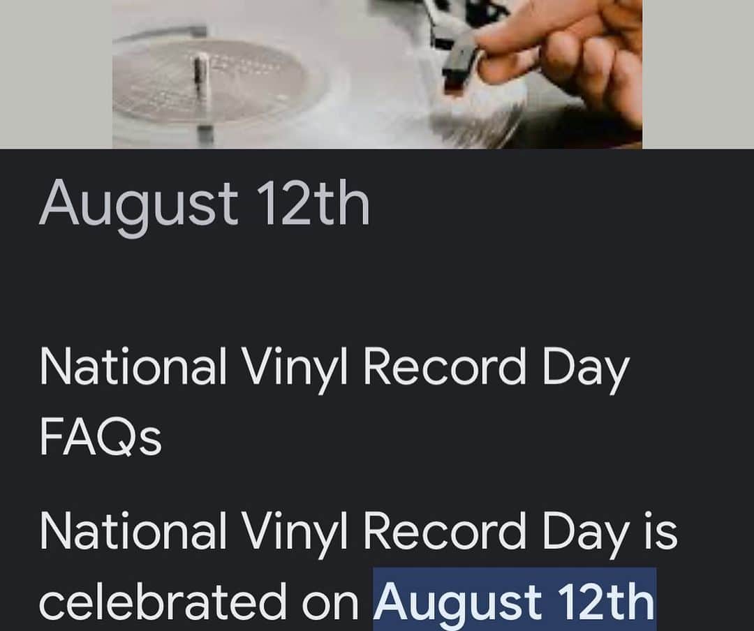 メイヤー・ホーソーンさんのインスタグラム写真 - (メイヤー・ホーソーンInstagram)「Happy National Vinyl Day whatever that means. I like vinyl.」8月13日 1時09分 - mayerhawthorne