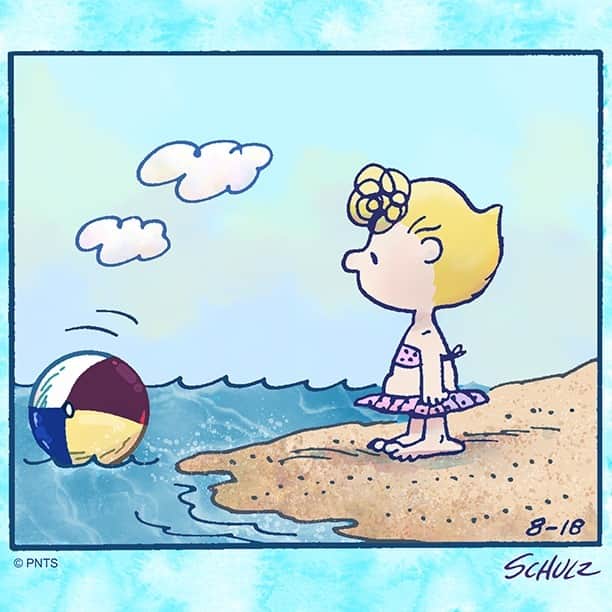 スヌーピーのインスタグラム：「Beach day!」