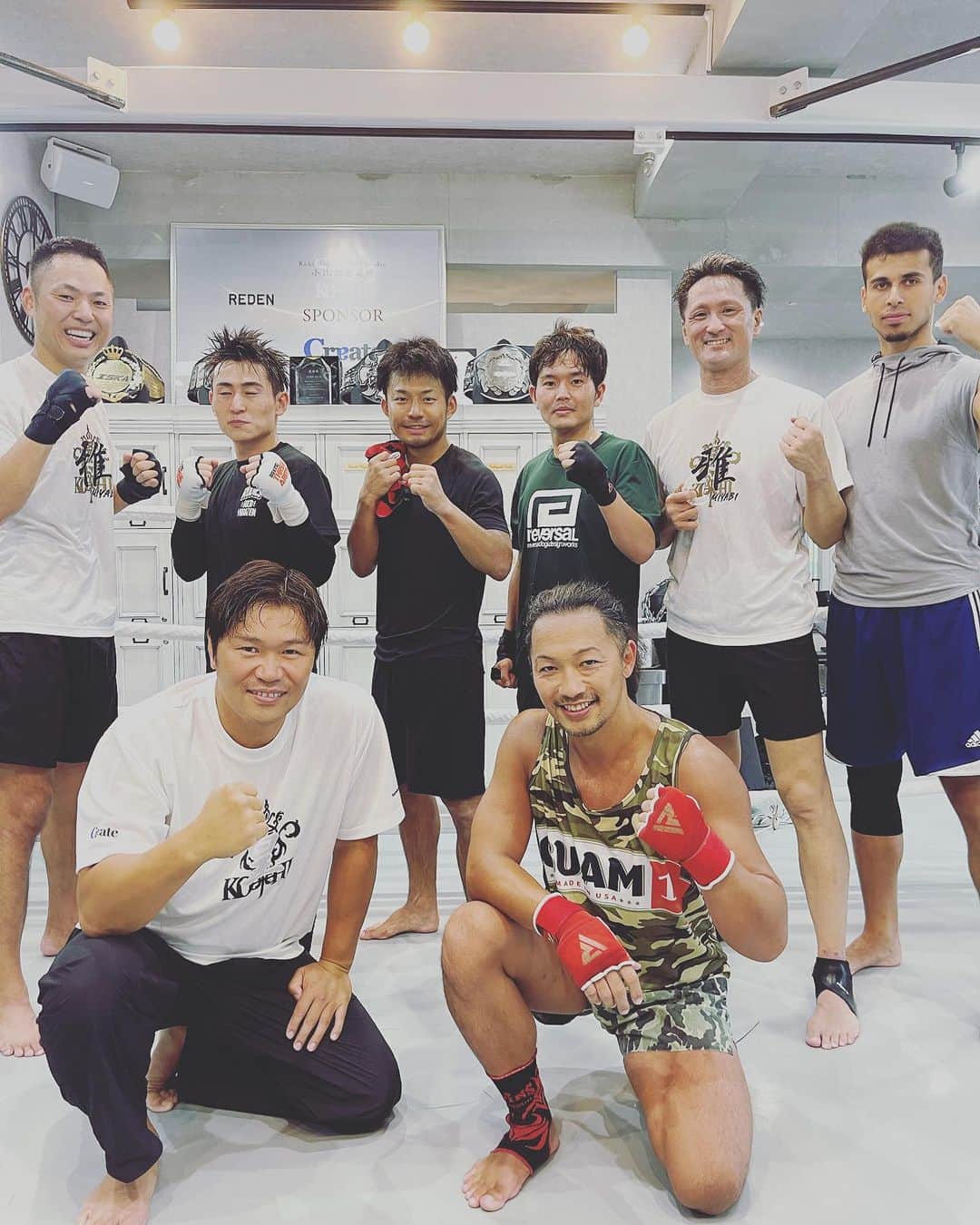 小比類巻貴之のインスタグラム：「エグゼクティブファイト武士道 赤コーナー合宿！！」