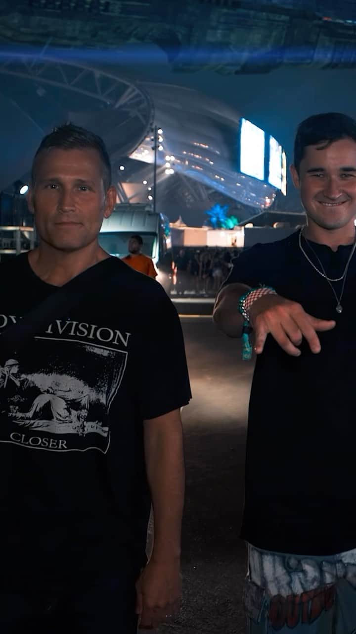 カスケイドのインスタグラム：「Hard Summer with @johnsummit last week was massive!」