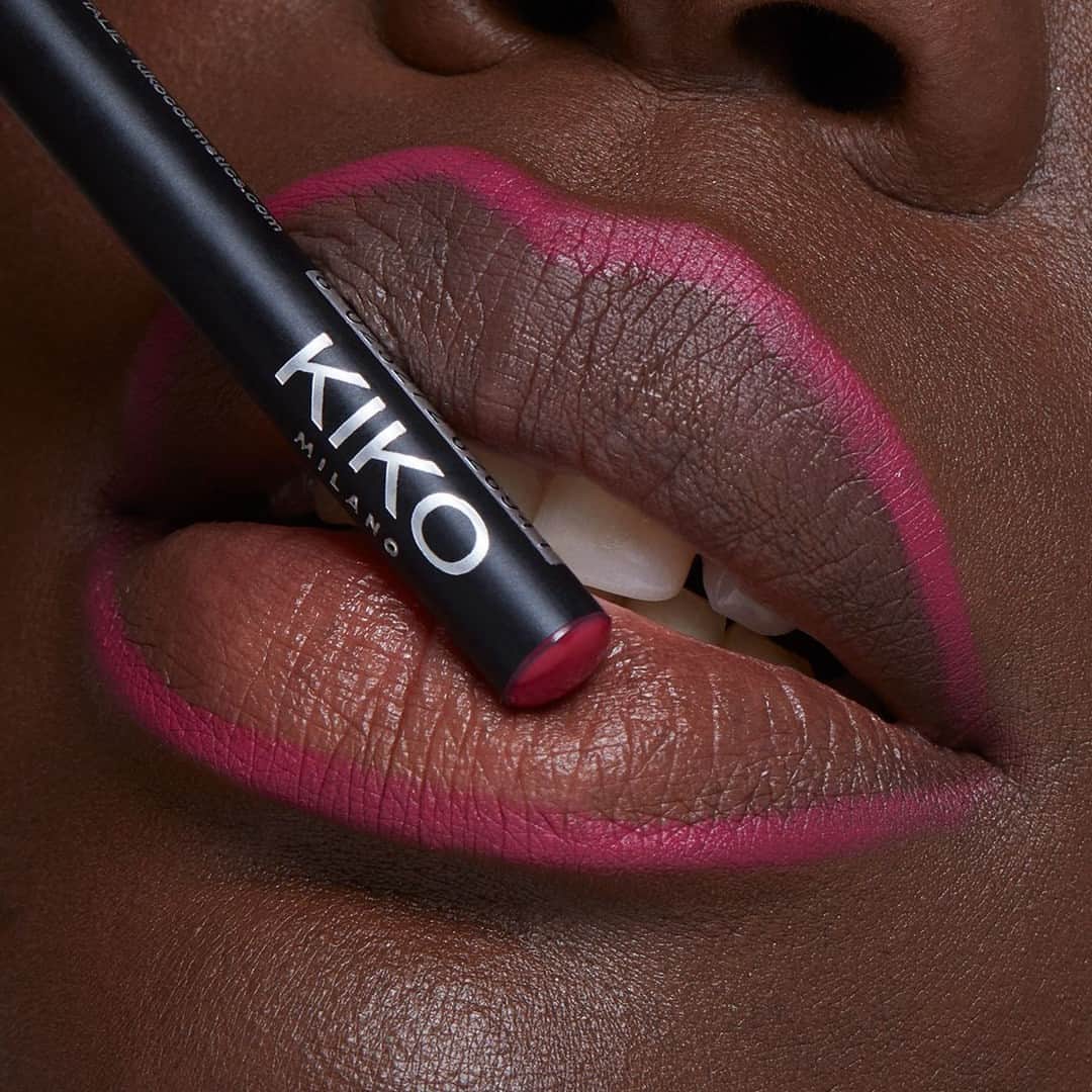 KIKO MILANOさんのインスタグラム写真 - (KIKO MILANOInstagram)「Burgundy lips for a sizzling weekend night? Yes, please! 💁 Try our Smart Fusion Lip Pencil for a long-lasting result 💋 ⁣ ⁣ #KIKOLips #lipliner #juicylips #lipcombo #burgundylips⁣ ⁣ Shade 529⁣」8月13日 4時10分 - kikomilano