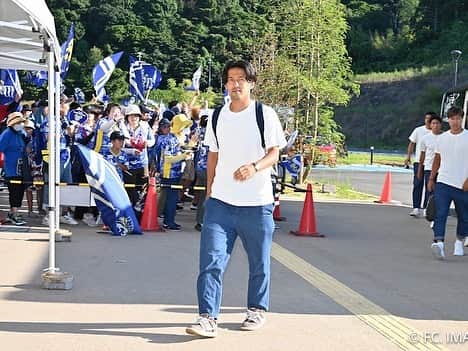阪野豊史さんのインスタグラム写真 - (阪野豊史Instagram)「FC今治に加入することになりました。  背番号は子供の誕生日の99番です！  これからよろしくお願いします🤲」8月13日 15時24分 - sakanotoyofumi_official