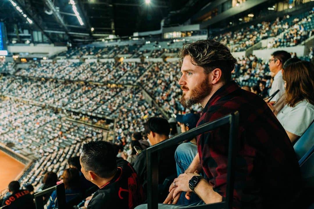 のインスタグラム：「take me out to the ball game, take me out with the crowd⚾️」