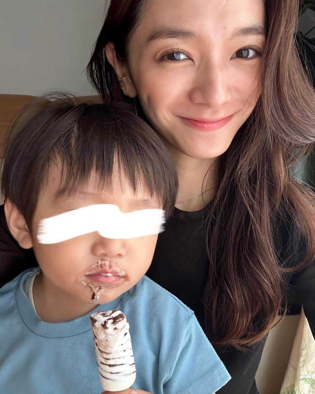 笛木陽子さんのインスタグラム写真 - (笛木陽子Instagram)「アイスの美味しさに目覚めた模様👦🏻🍨 ㅤㅤㅤㅤㅤㅤㅤㅤㅤㅤㅤㅤㅤ そいえば妊娠中毎日アイス食べたら 検診時体重増加激し過ぎ！って先生に怒られたな😂💭🏥 ㅤㅤㅤㅤㅤㅤㅤㅤㅤㅤㅤㅤㅤ ㅤㅤㅤㅤㅤㅤㅤㅤㅤㅤㅤㅤㅤ #男の子ママ#妊婦あるある#妊婦健診」8月13日 14時28分 - yoko_fueki56