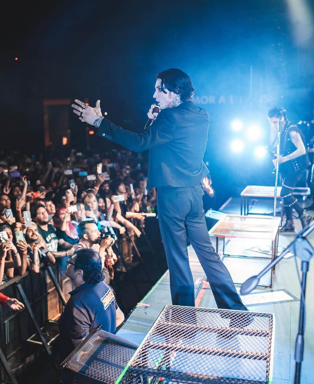アンディー・ビアーザックさんのインスタグラム写真 - (アンディー・ビアーザックInstagram)「Guadalajara Mexico @shawnbrandonmedia」8月13日 7時22分 - andyblack