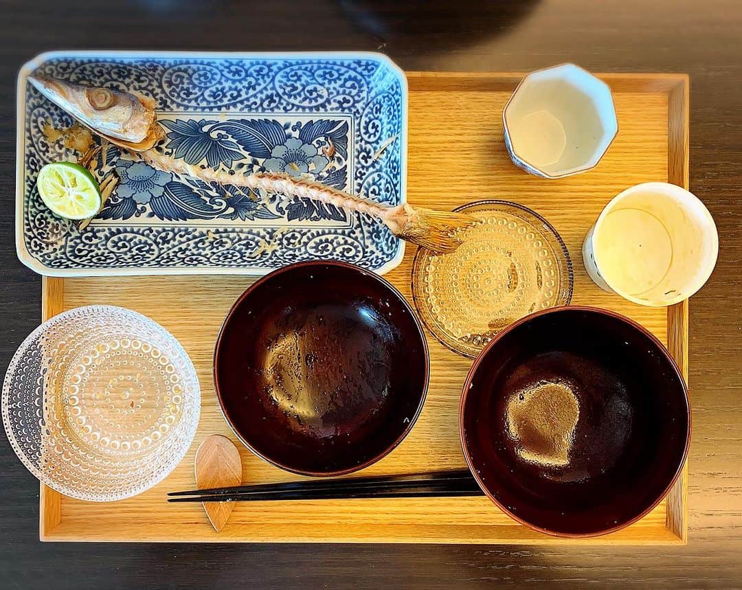 祐真朋樹さんのインスタグラム写真 - (祐真朋樹Instagram)「もずく、納豆、豆腐とワカメのお味噌汁。ありがたい。  #朝ご飯 #祐ご飯 #利ご飯 #完食」8月13日 8時25分 - stsukezane