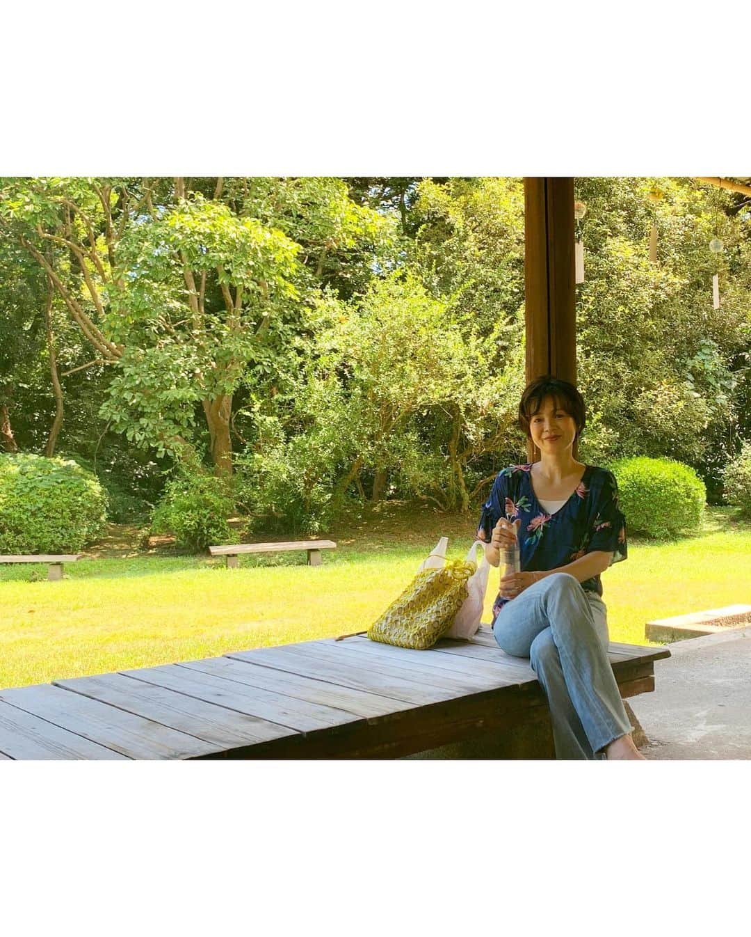 いかりさとみさんのインスタグラム写真 - (いかりさとみInstagram)「船を楽しんだ後は、浜離宮に着きました♪  日本家屋の下で涼んだり、庭園の夏の花がきれいでした。 　  #都会のオアシス#浜離宮 #汐留 #東京散歩 #tokyo #nature」8月13日 9時29分 - satomi_ikari