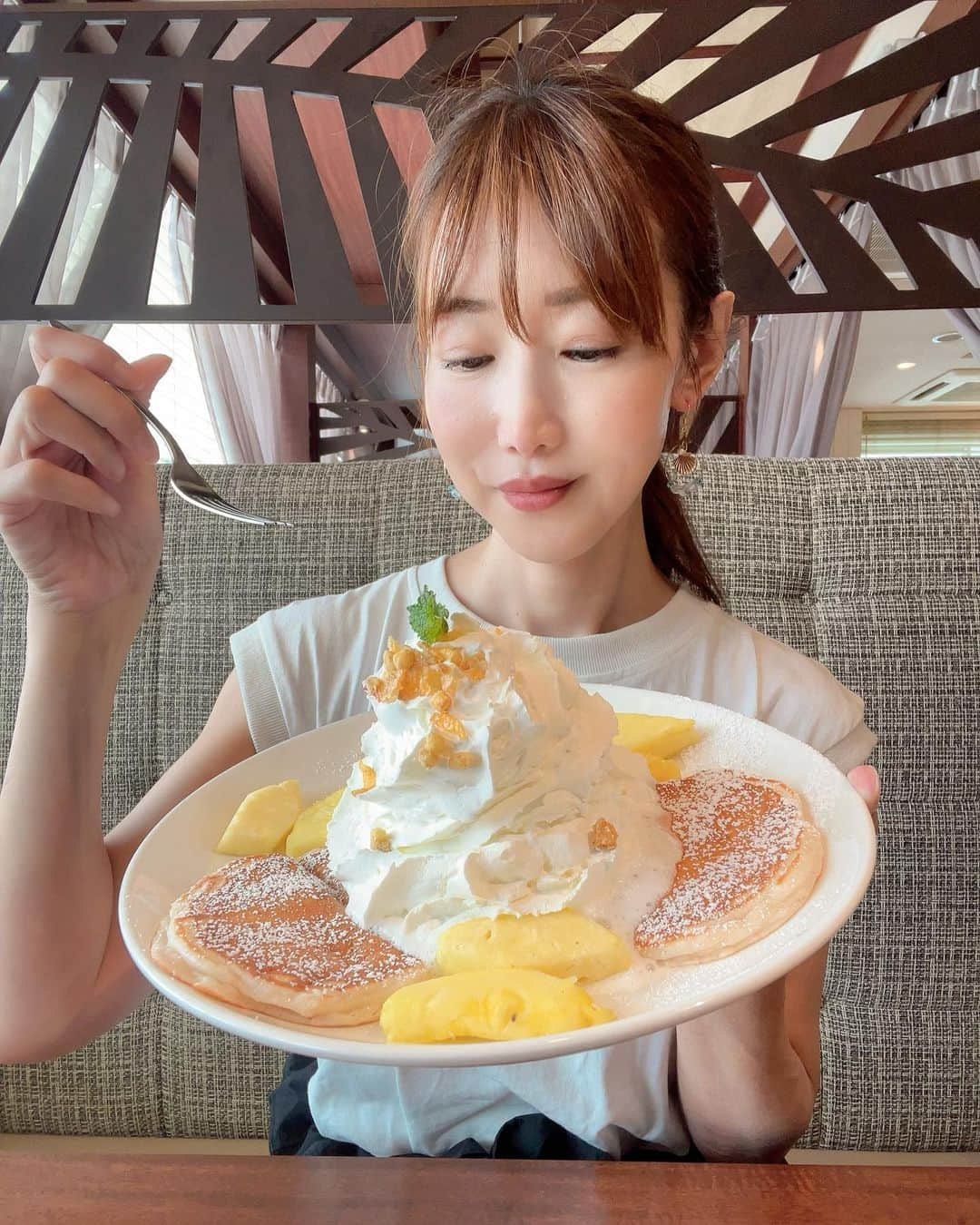 渋谷恭子さんのインスタグラム写真 - (渋谷恭子Instagram)「#いただきます 🥞🍴  #パンケーキ #パイナップル #ホイップクリーム #ホイップ #食べたもの記録 #アラフィフ #アラフィフライフ」8月13日 9時40分 - kyoko.86